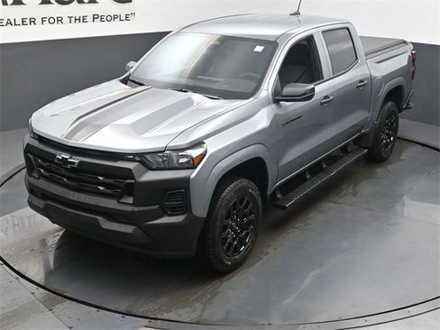 New 2026 Chevrolet Colorado W/T image 23