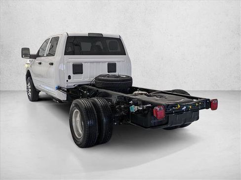 New 2025 RAM 3500 Tradesman w/ Chrome Appearance Group image 23
