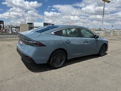New 2026 Nissan Sentra SV w/ SV Convenience Package FWD image 6