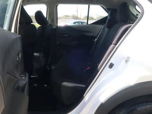 Used 2023 Nissan Kicks SV FWD image 19