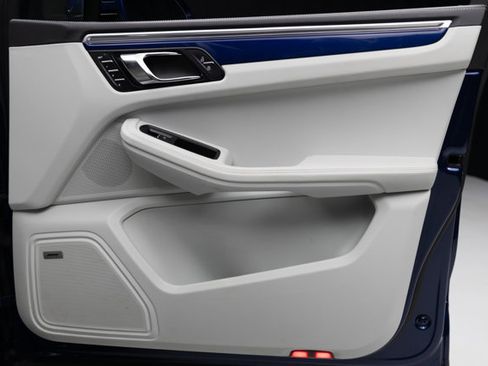 Used 2022 Porsche Macan GTS image 57