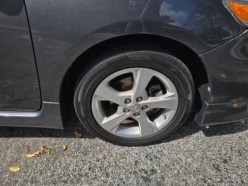 Used 2012 Toyota Corolla S image 14