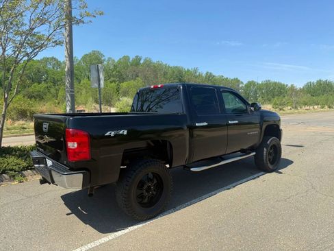 Used 2011 Chevrolet Silverado 1500 LS AWD/4WD image 30