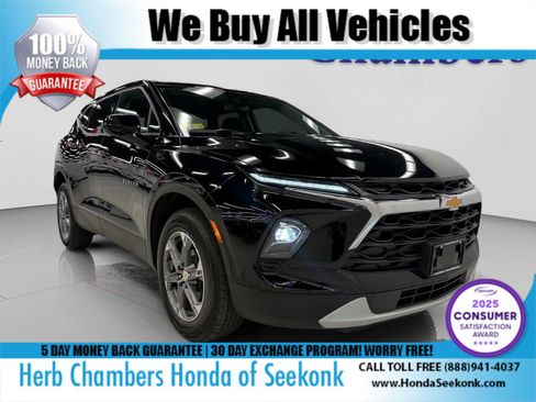Used 2023 Chevrolet Blazer LT AWD/4WD image 1