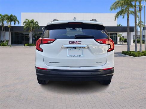 Used 2019 GMC Terrain SLE w/ Driver Convenience Package image 6