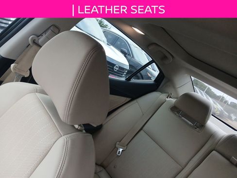 Used 2018 Nissan Maxima 3.5 SL image 16