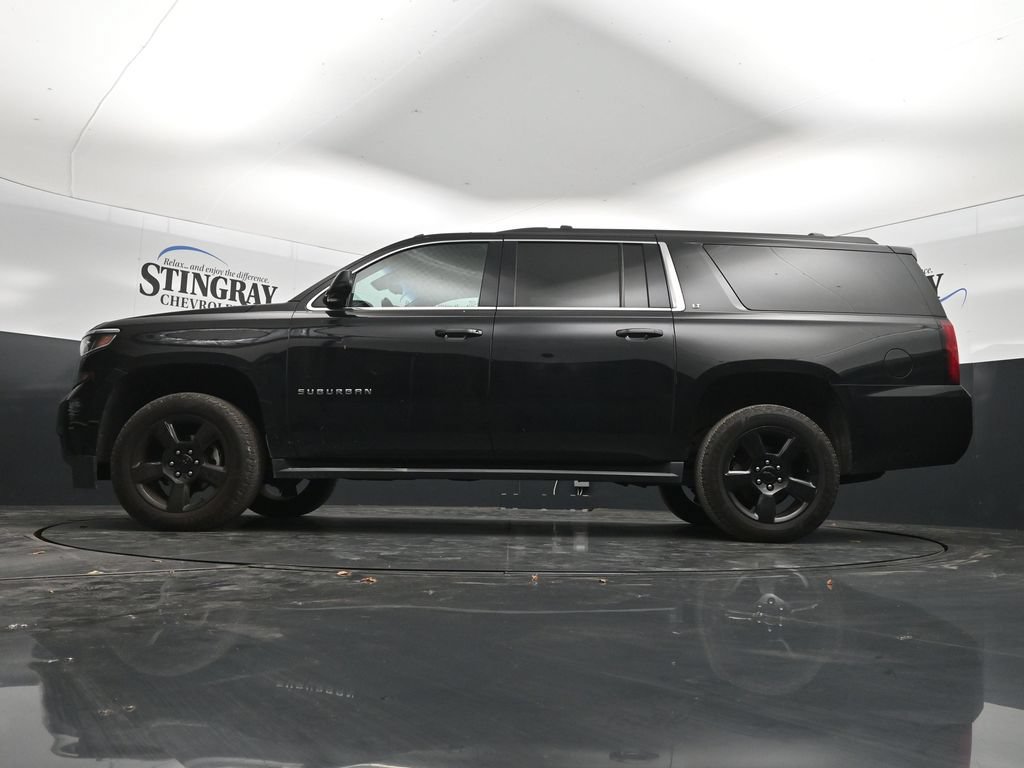 Used 2020 Chevrolet Suburban LT w/ LT Midnight Edition RWD image 29