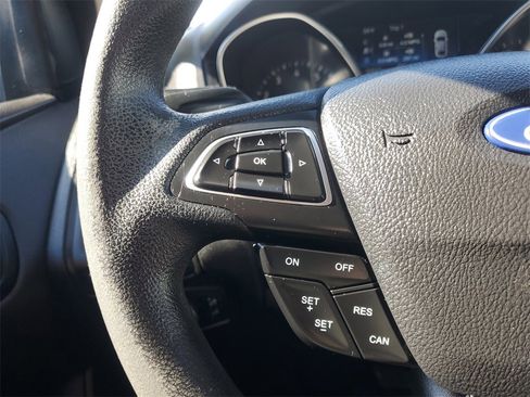 Used 2018 Ford Focus SE image 20