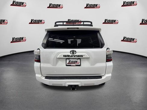 Used 2019 Toyota 4Runner image 6