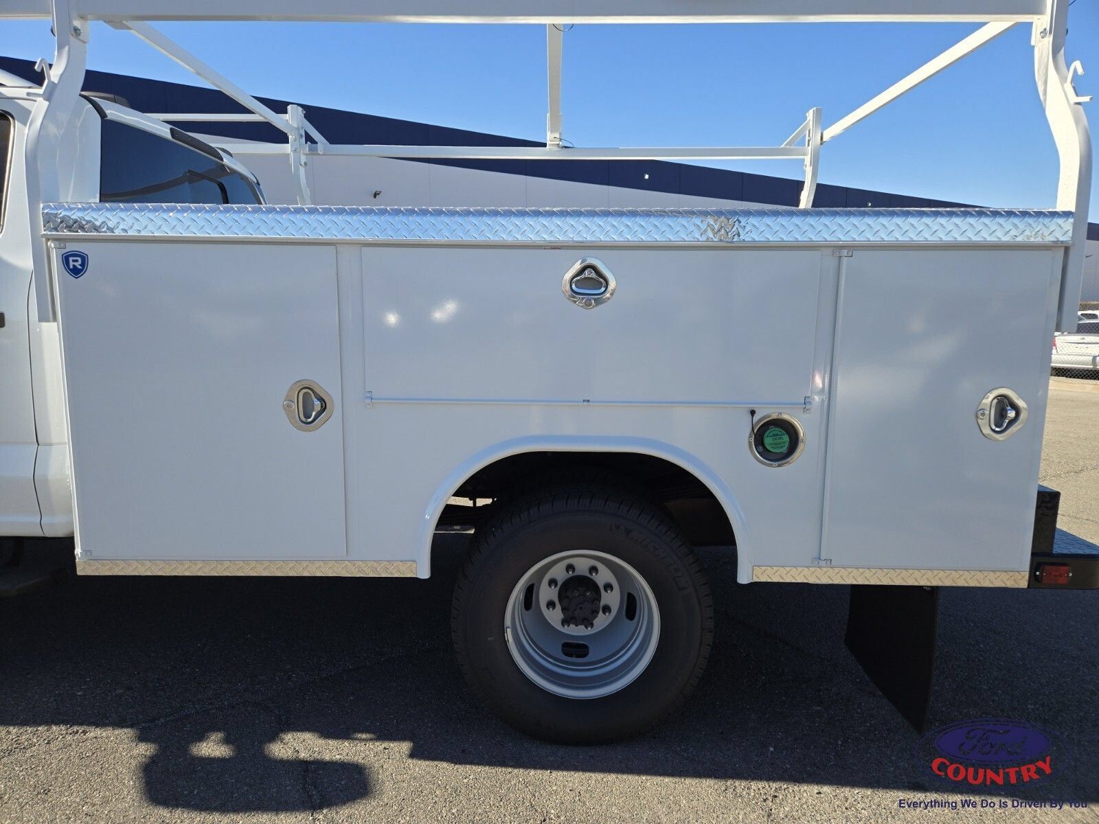New 2025 Ford F350 XL w/ XL Chrome Package AWD/4WD image 9