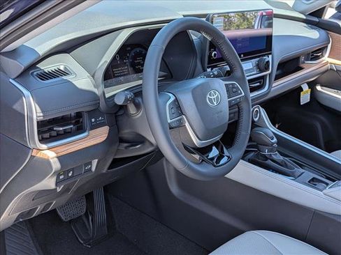 New 2026 Toyota Grand Highlander AWD image 3