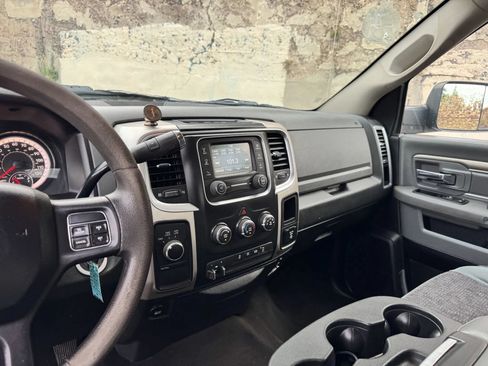 Used 2017 RAM 2500 SLT AWD/4WD image 19