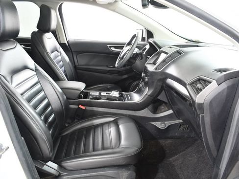 Used 2020 Ford Edge SEL w/ Convenience Package AWD/4WD image 10