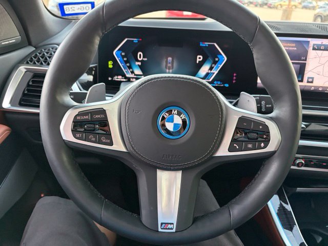 Used 2026 BMW X5 xDrive50e w/ M Sport Package AWD/4WD image 10