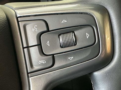 Used 2024 Chevrolet Tahoe Premier w/ Premium Package image 21