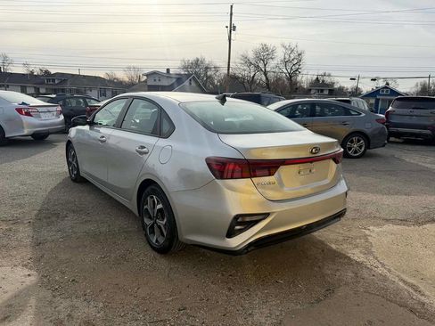 Used 2020 Kia Forte LXS image 6