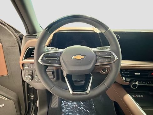 New 2026 Chevrolet Suburban High Country AWD/4WD image 10