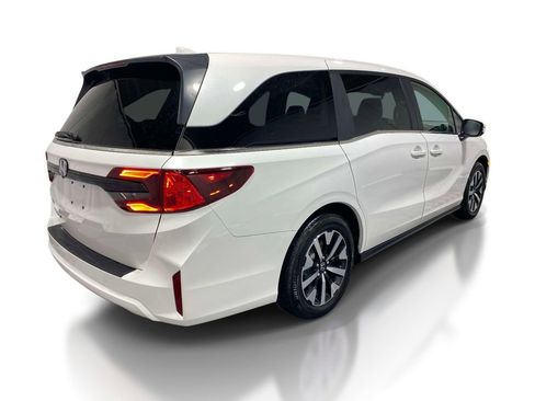 Used 2026 Honda Odyssey EX-L image 4