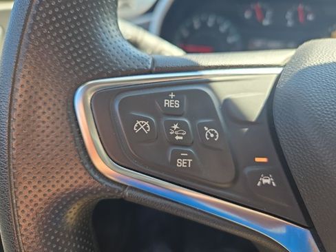 Used 2025 Chevrolet Malibu LT FWD image 19