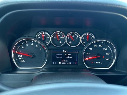 Used 2019 Chevrolet Silverado 1500 LT Trail Boss w/ Convenience Package image 18