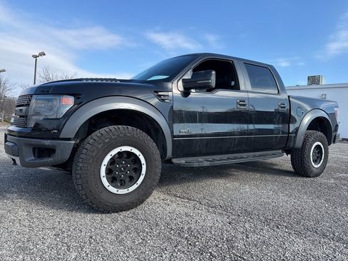 Used 2014 Ford F150 Raptor w/ Equipment Group 801A Luxury image 2
