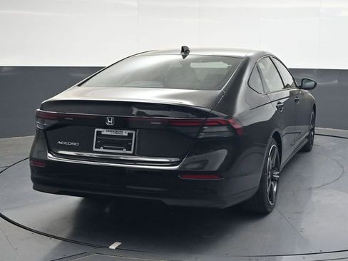 Used 2026 Honda Accord SE image 6