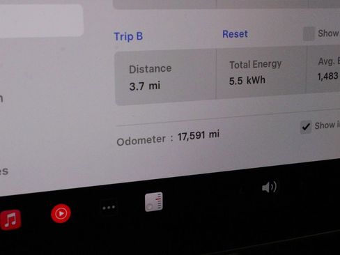 Used 2020 Tesla Model 3 Long Range image 42