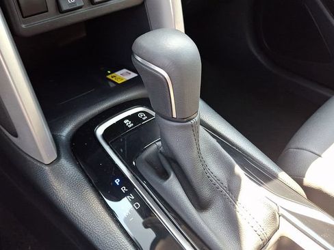 Used 2023 Toyota Corolla Cross XLE w/ Convenience Package AWD/4WD image 16
