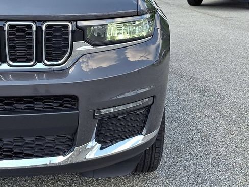 Used 2025 Jeep Grand Cherokee L Limited AWD/4WD image 9