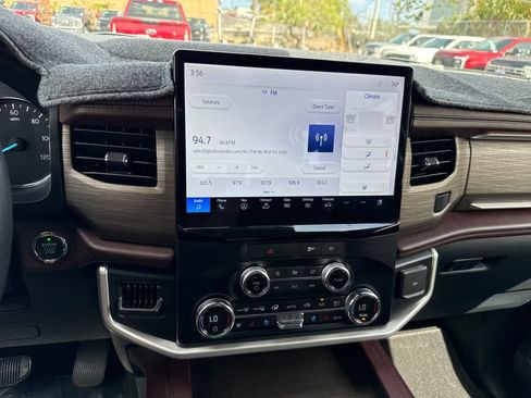 Certified 2022 Ford Expedition Max Limited image 21