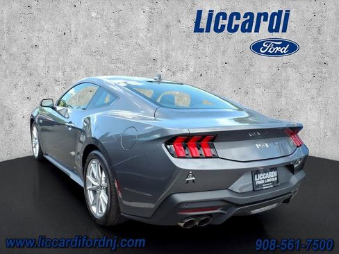 Used 2026 Ford Mustang GT Premium RWD image 3