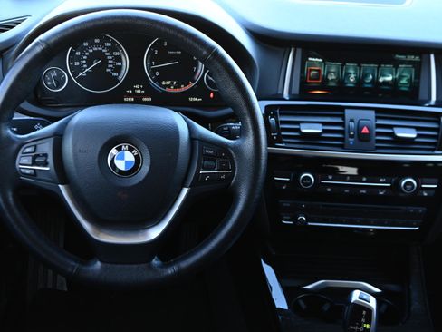 Used 2017 BMW X3 sDrive28i image 12