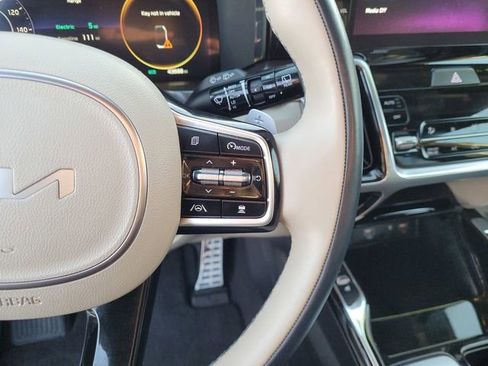 Used 2023 Kia Sorento SX Prestige image 21