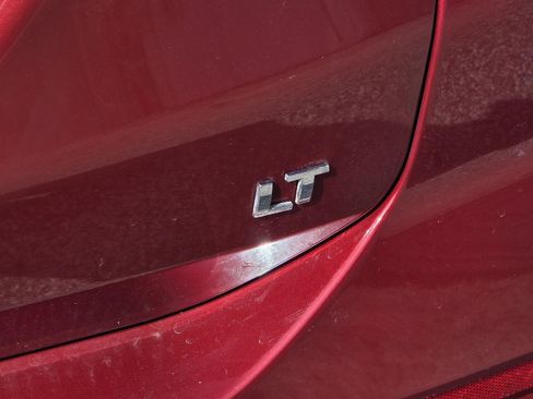 Used 2018 Chevrolet Equinox LT FWD image 38
