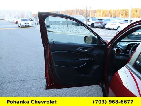 Used 2024 Chevrolet Trax RS w/ Sunroof Package image 22