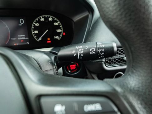 Used 2025 Honda HR-V LX image 38