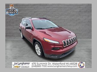 Used 2017 Jeep Cherokee Sport FWD 360° Tour