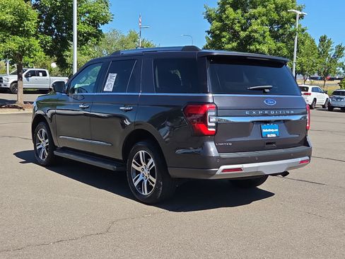 Used 2024 Ford Expedition Limited AWD/4WD image 12