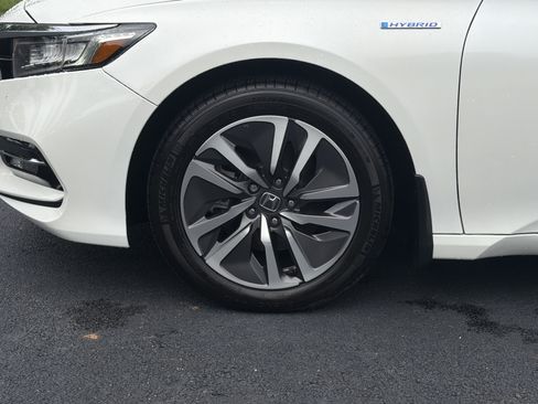 Certified 2018 Honda Accord Touring image 32