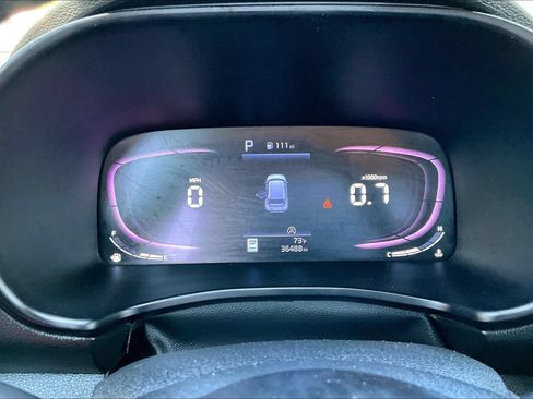 Used 2023 Kia Soul LX w/ LX Technology Package FWD image 12