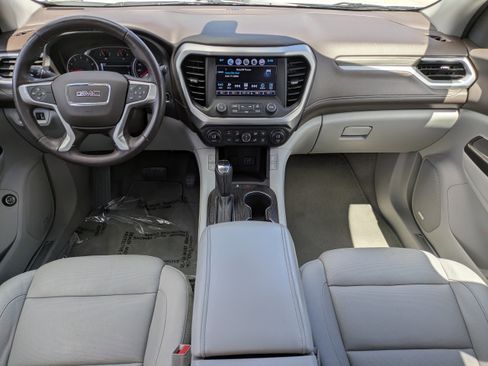 Used 2018 GMC Acadia SLT image 14