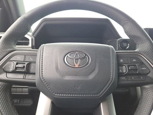 Used 2025 Toyota Tacoma SR5 w/ SR5 Upgrade Package image 34