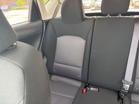 Used 2025 Kia Soul LX w/ LX Technology Package FWD image 37
