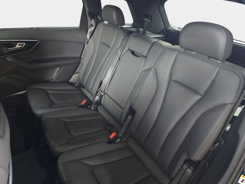 Used 2023 Audi Q7 3.0T Prestige AWD/4WD image 16