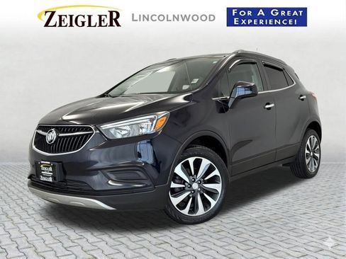 Used 2022 Buick Encore Preferred w/ Safety Package AWD/4WD image 2