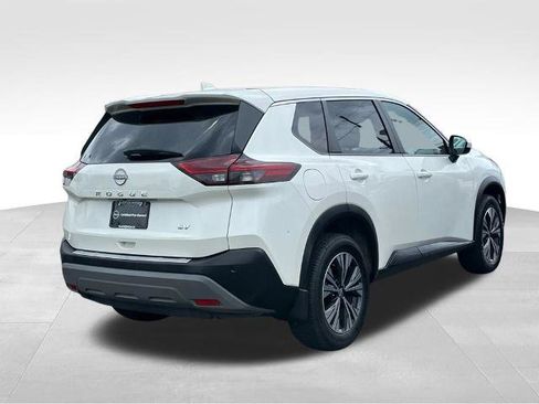 Certified 2023 Nissan Rogue SV image 4