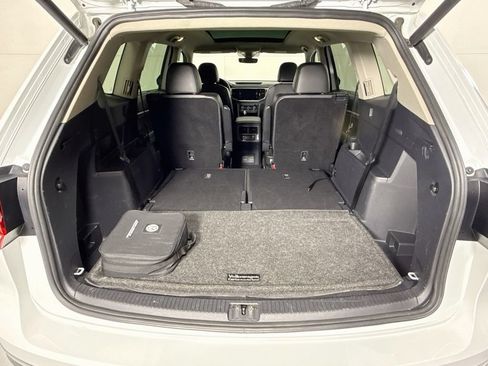 Used 2018 Volkswagen Atlas SEL AWD/4WD image 29