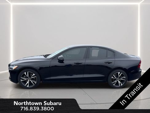 Used 2024 Volvo S60 B5 Plus FWD image 3