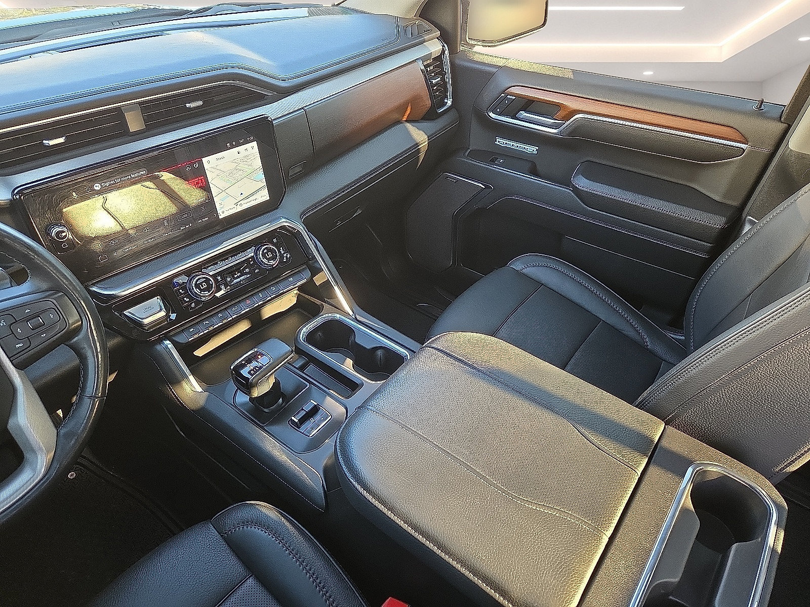 Used 2023 GMC Sierra 1500 Denali AWD/4WD image 19