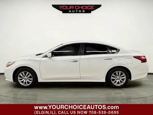 Used 2017 Nissan Altima 2.5 S w/ Power Driver Seat Package image 2